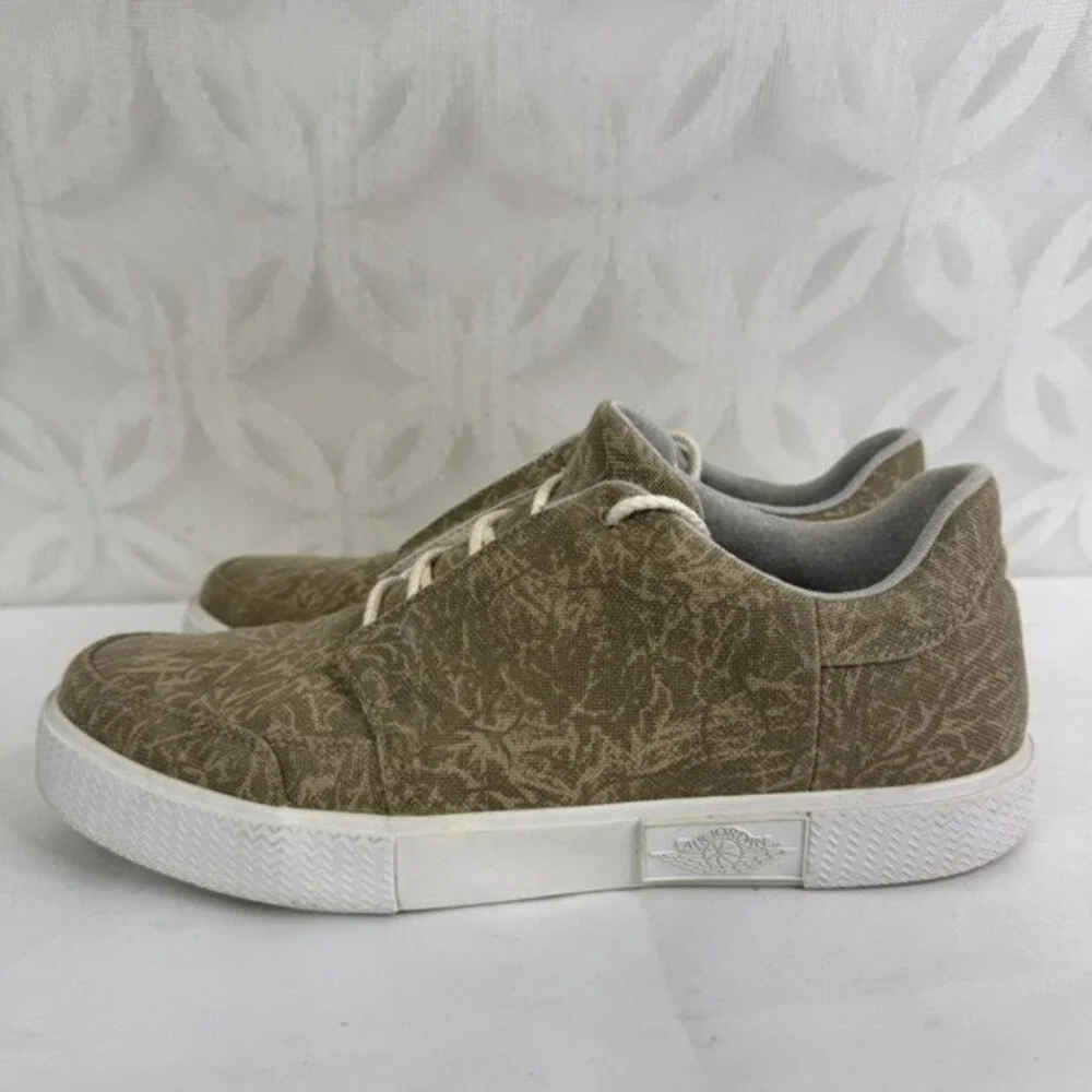 Jordan V.5 Grown Low‎ Canvas RARE Sample Khaki Wolf Grey Sneaker Sz. 9